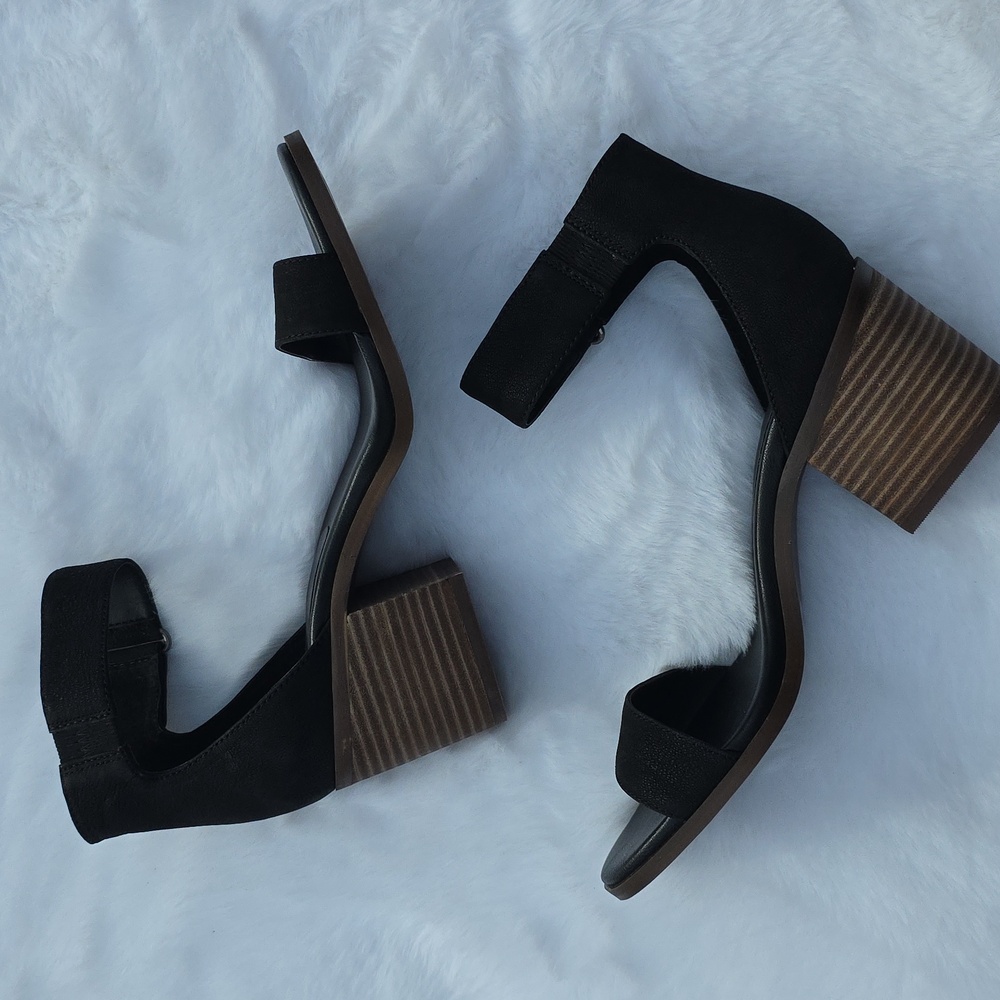 Jessica Simpson Rylinn Black Suede Leather Chunky Block Heel Sandal Size 8.5